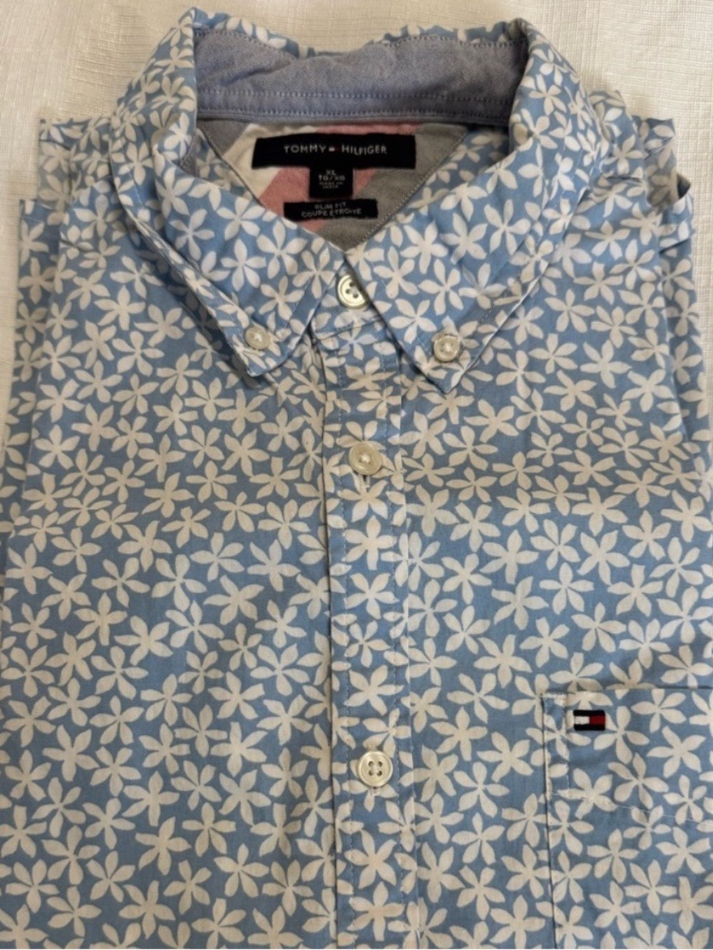 Tommy Hilfiger Blue and White Casual Button Down Short Sleeve Shirt XL